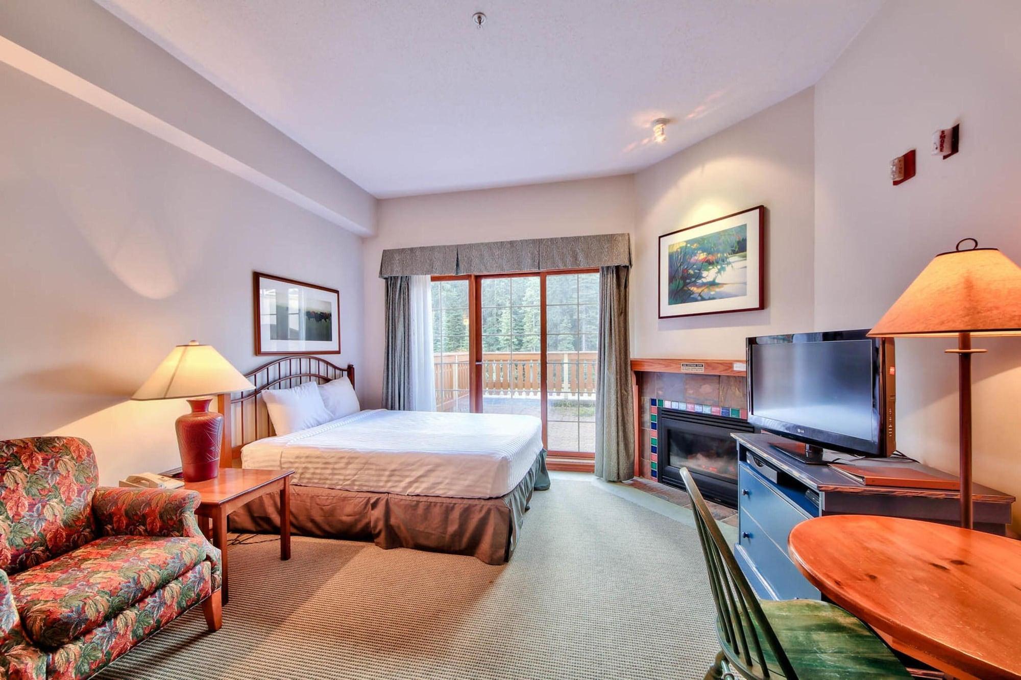 Hearthstone Lodge Sun Peaks Exterior foto
