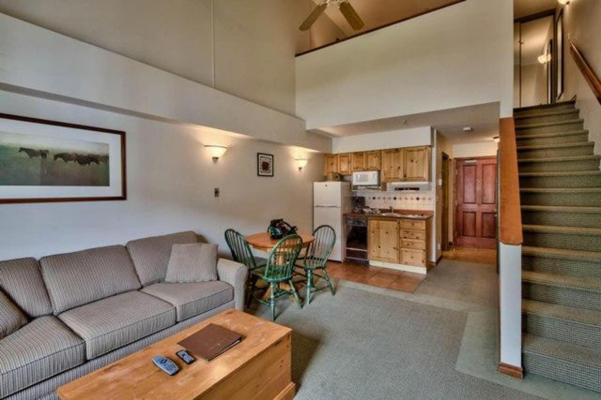 Hearthstone Lodge Sun Peaks Exterior foto